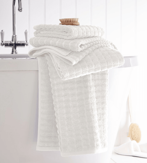 Geo Towel Bale White 4 pieces - Lost Land Interiors